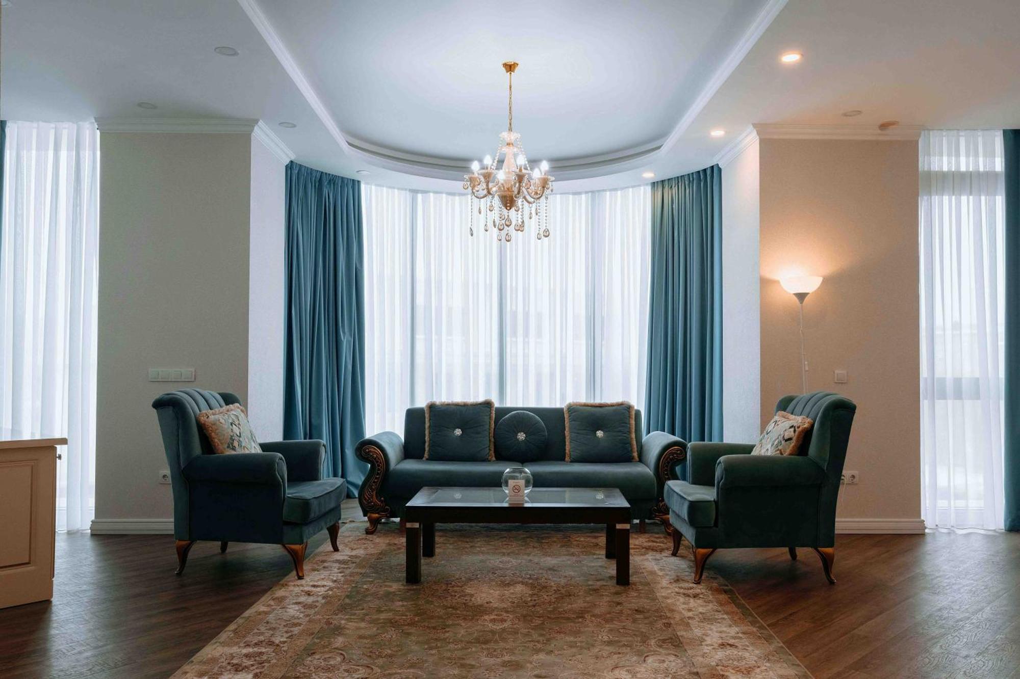 Ramada By Wyndham Shymkent Hotel Eksteriør billede
